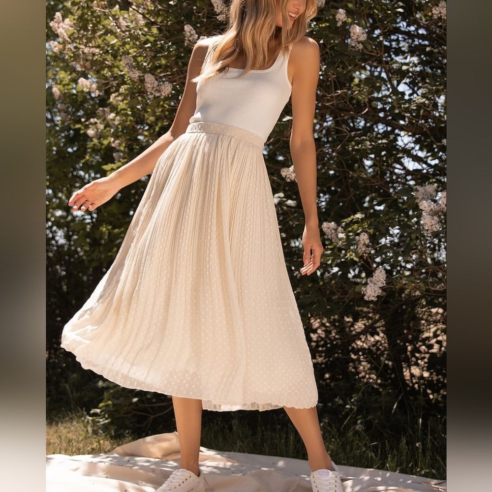 Lulu's Ivory Pleated Swiss Dot Midi Skirt, NWOT
